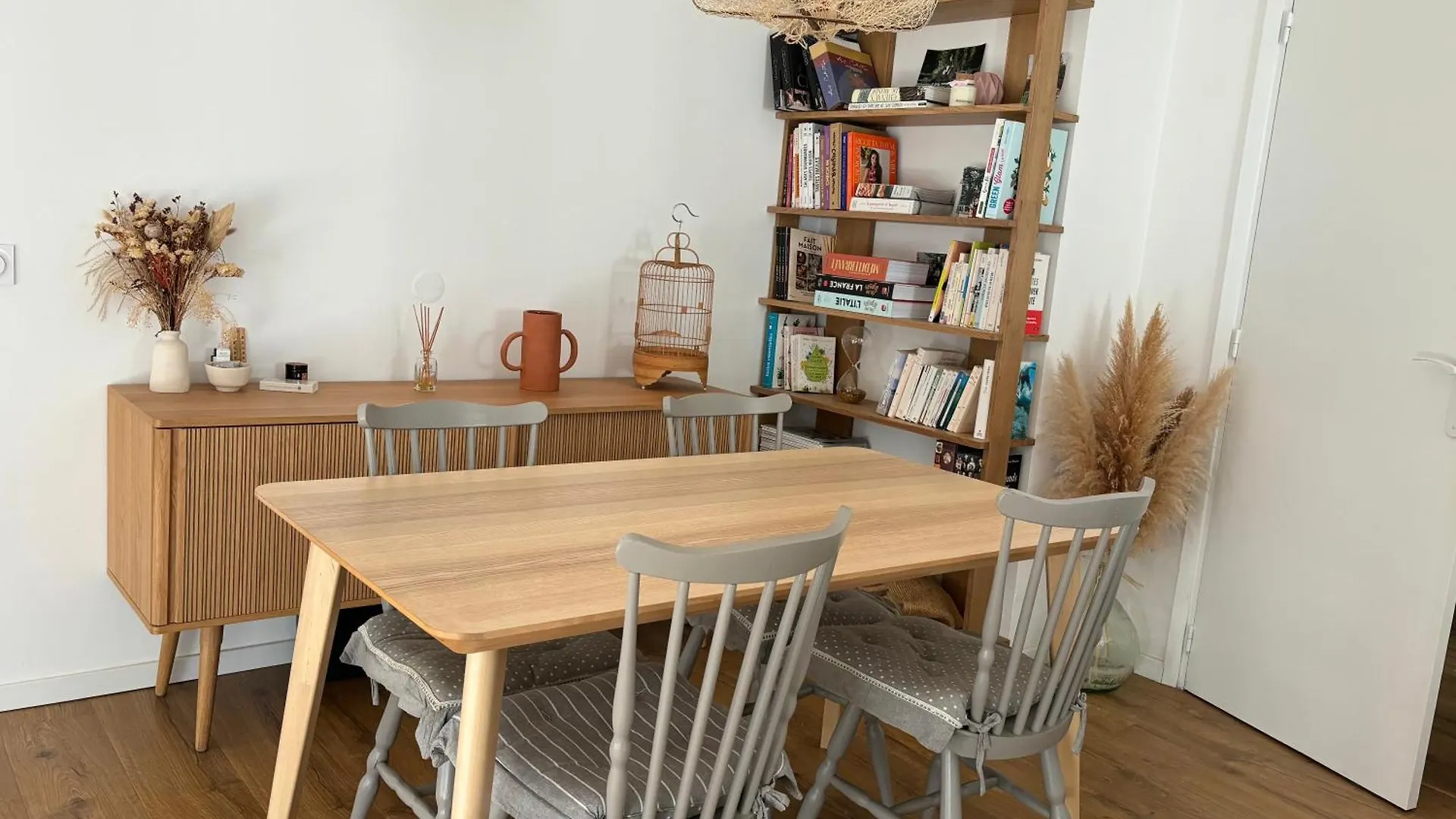 Appartement Intra-Muros Avignon 0*,  France